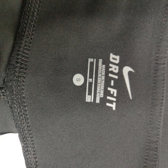 Nike Dri fit shorts sz small - Picture 3 of 4